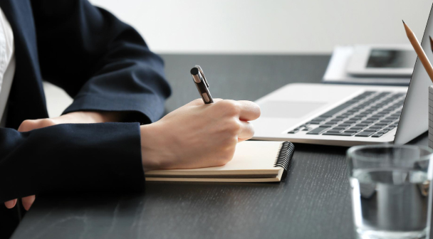 事務系職種の仕事